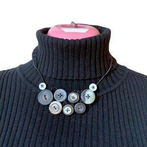 CREATION - Short necklace Wire & buttons - black beige gray